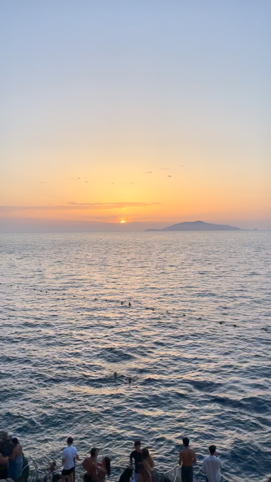 Bagni al tramonto — Acqua cristallina